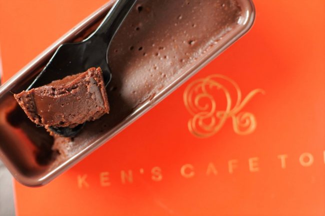 รู้จัก KEN’S CAFE ชิม เค้กช็อกโกแลตไร้แป้ง สูตรรางวัล