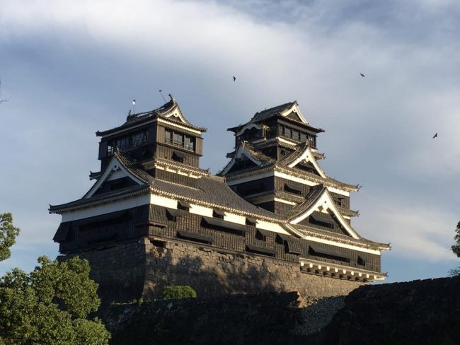 เที่ยวคุมาโมโตะ ชม Kumamoto Castle ไฮไลท์ประจำเมือง เดินเล่นย่านโบราณ
