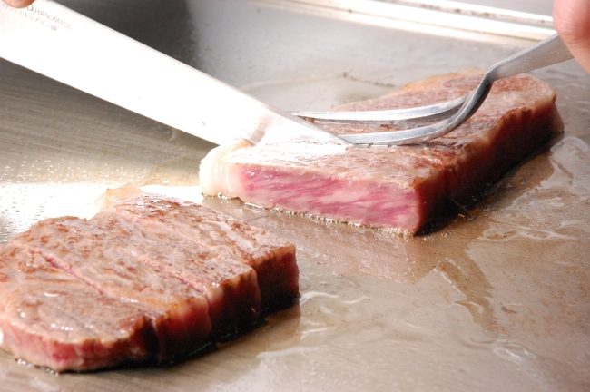ชิม Omi Beef หนึ่งในสาม เนื้อวัวที่ดีที่สุดในญี่ปุ่น ที่ Otsu