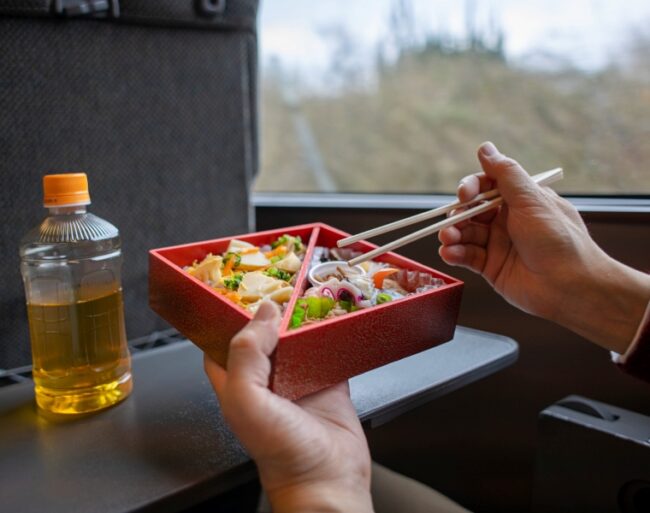 รู้จัก เอกิเบน (Ekiben) : ข้าวกล่องรถไฟญี่ปุ่น คืออะไร
