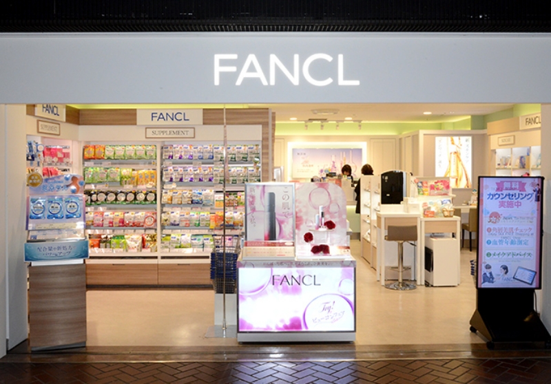 ย่านช้อปปิ้งเทนจิน “Tenjin underground mall” ช้อปปิ้งสตรีทใต้ดินที่ใหญ่ ...