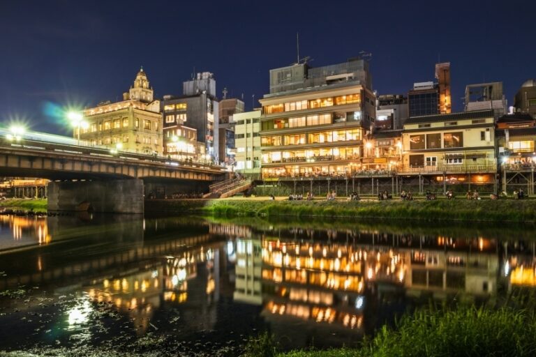 Pontocho Riverside เอาใจ สายดื่ม สายชิล กับ Pontocho ย่านชิคๆ ของเกียวโต - Chill Chill Japan