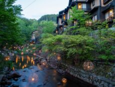 Kurokawa Onsen: สัมผัสมนตร์เสน่ห์ออนเซ็นกลางป่าญี่ปุ่น