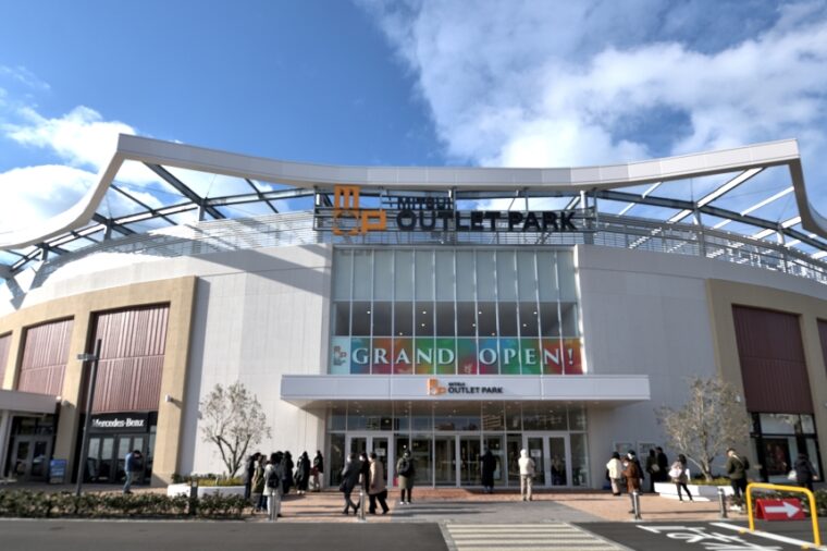 ช็อปปิ้งสุดชิลที่ Mitsui Outlet Park Marine Pia Kobe เดินทางง่ายใกล้ Osaka